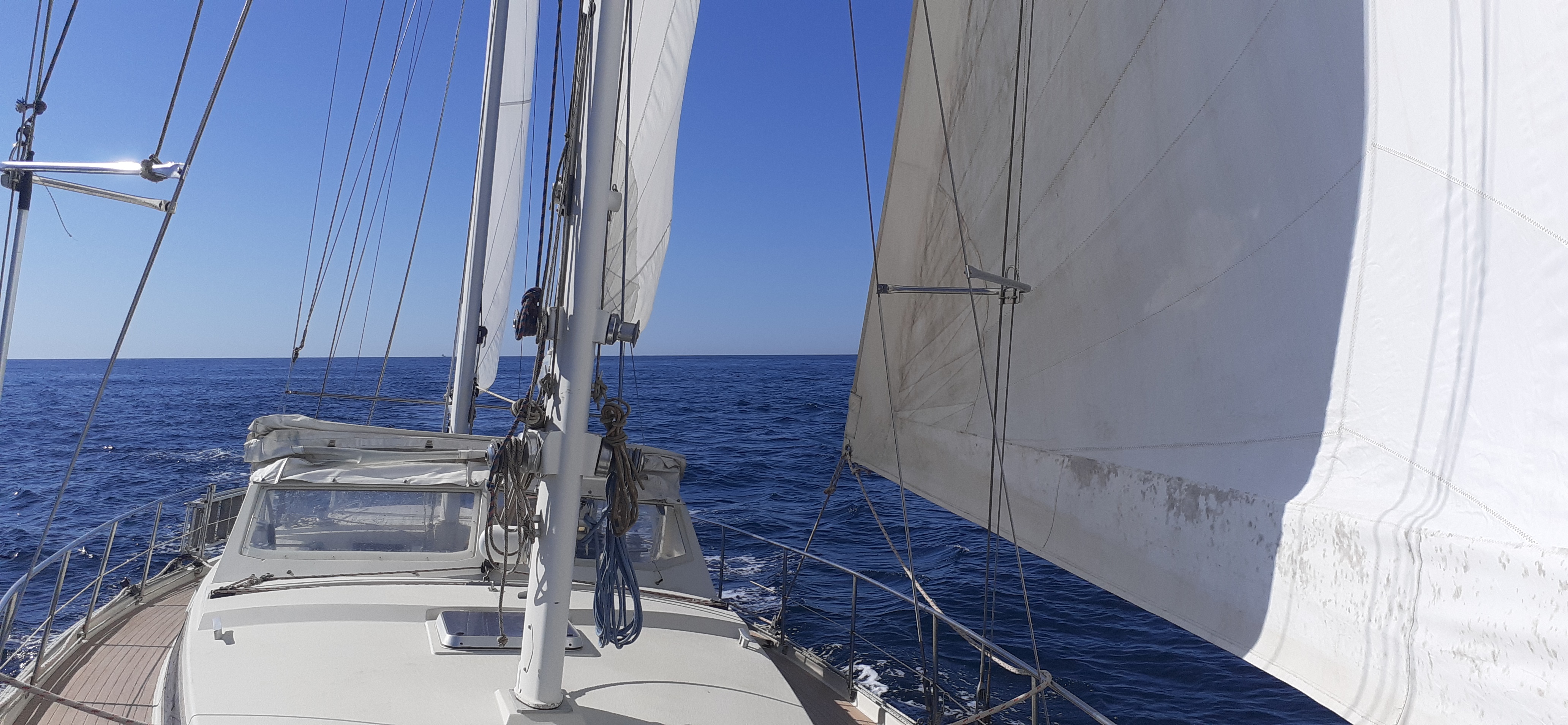 convoyage Santorin Amel